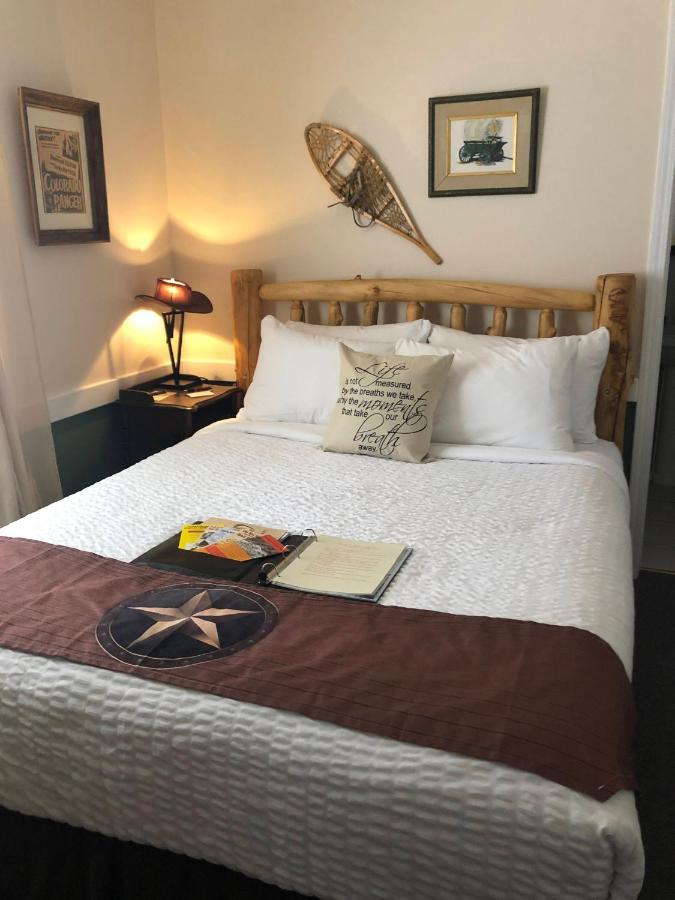 The Bent Elbow Hotel Silverton 외부 사진