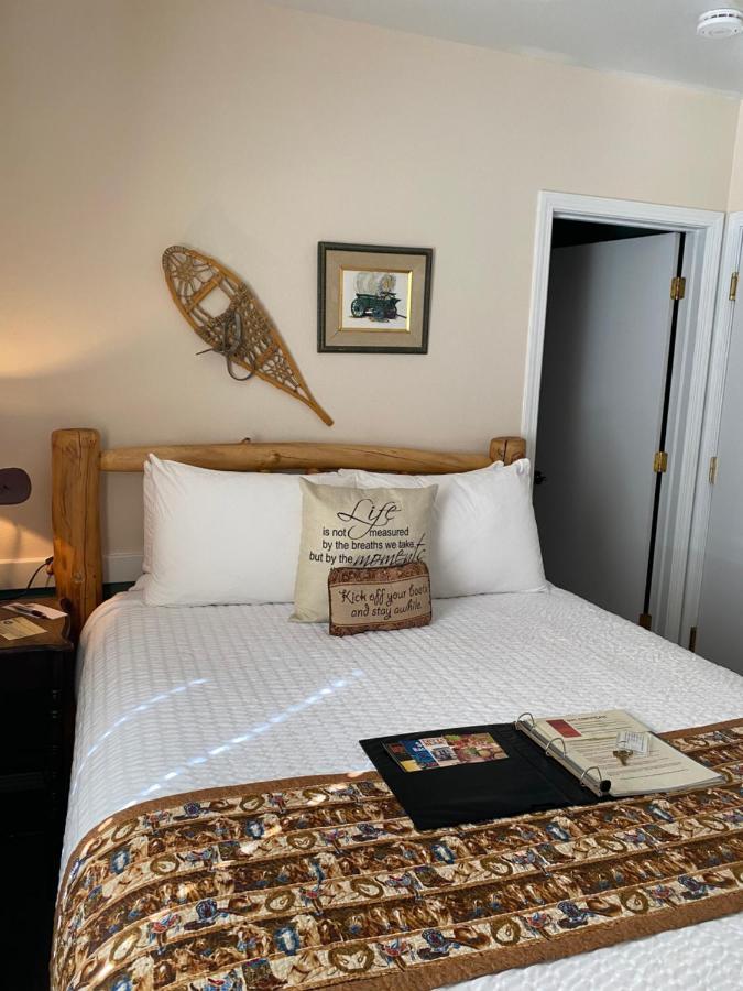 The Bent Elbow Hotel Silverton 외부 사진